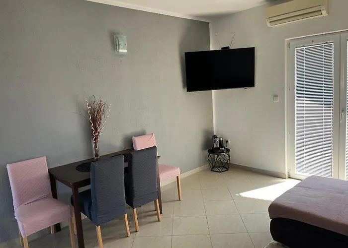 Vanessa Apartamento *