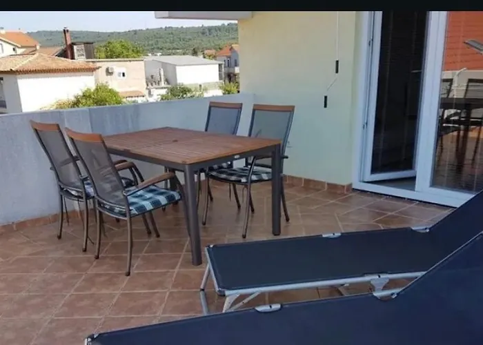 Vanessa Apartment